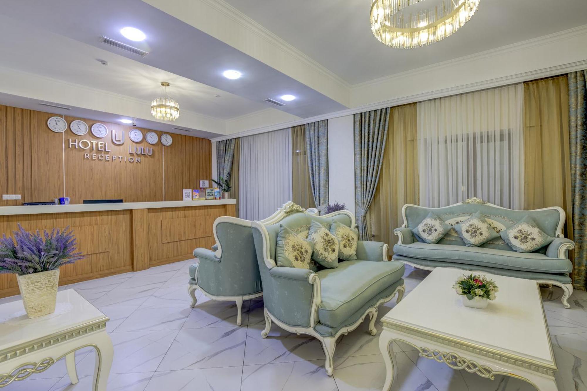 Hotel Lulu Bishkek Exteriör bild